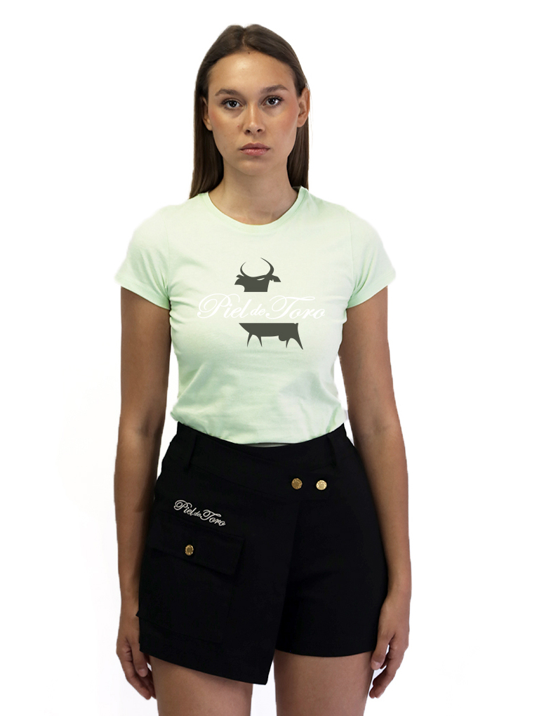 Camiseta de mujer con logo toro y firma