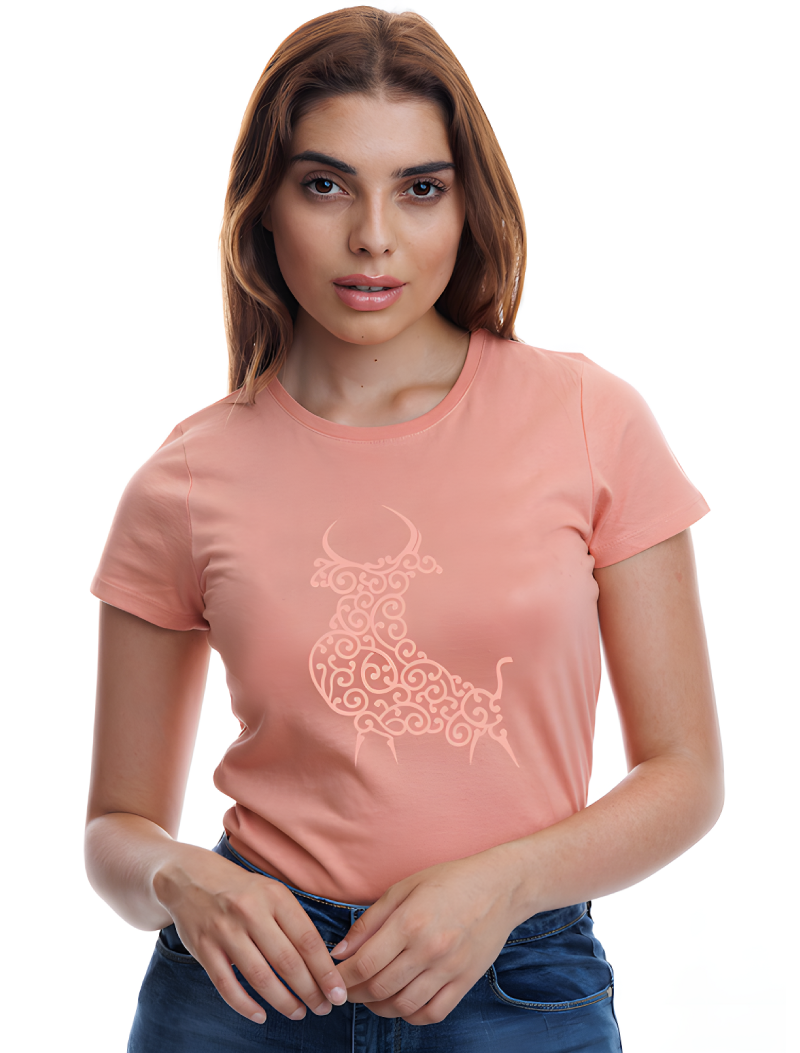 Camiseta de mujer con toro enrejado en serigrafía